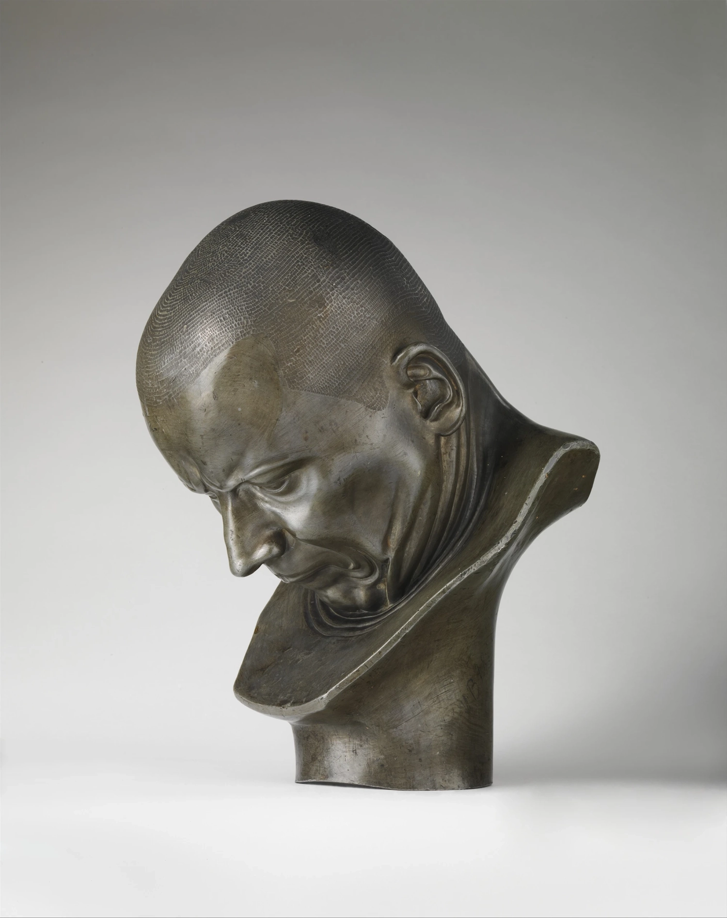 Skulptur mit dem Titel "Ein Heuchler und ein Verleumder" von Franz Xaver Messerschmidt